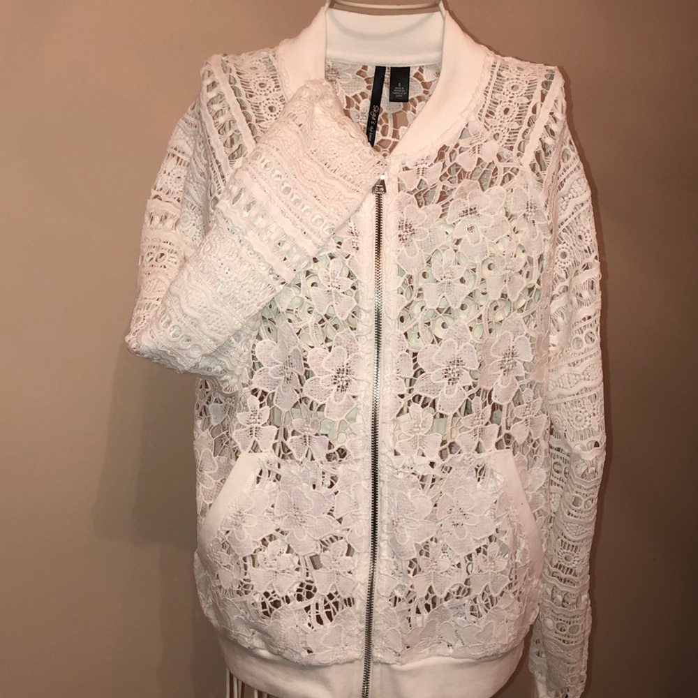 Spring sweater or could use as summer jacket new